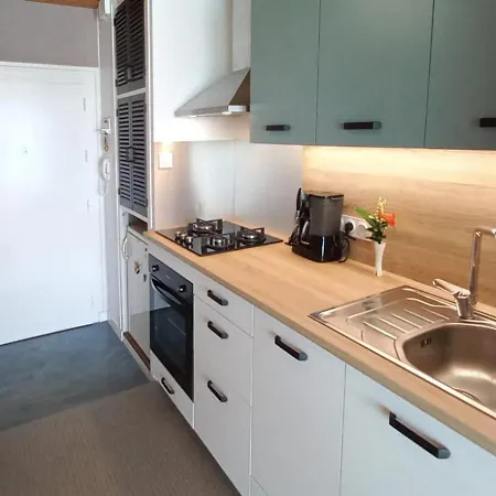 Studio Face Mer Avec Balcon Terrasse, Centre Plage Et Ville, Ideal Pour Marche Et Vendee Globe - Fr-1-197-431 Apartament